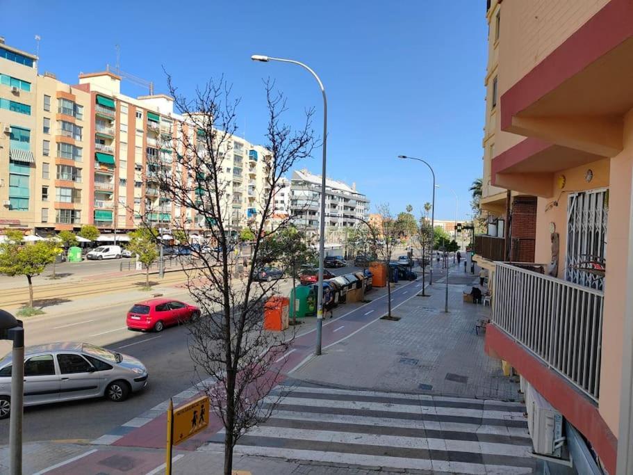 Piso Cerca Universidades Y Playa Valencia Bagian luar foto